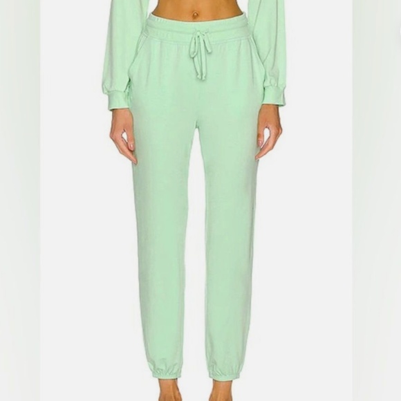 Beyond Yoga Pants - Beyond Yoga Weekender Jogger Pant XS NWT Pistachio Green Made in USA